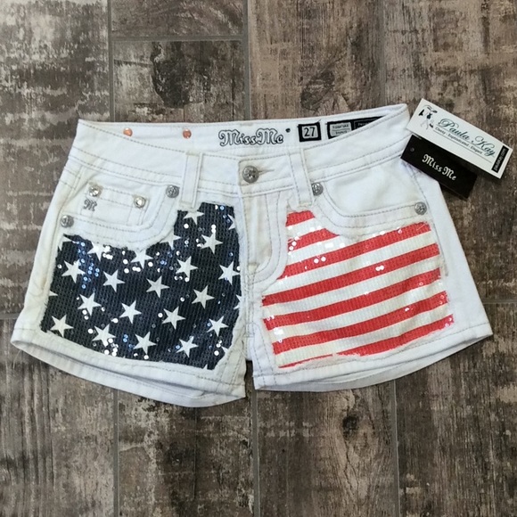 Miss Me Pants - 🇺🇸FINAL Markdown ⬇️ NWT  Miss Me Size 27